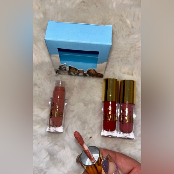 Kylie Cosmetics x The Wizard of Oz Matte Lip Paint Set x3 - Picture 7 of 8